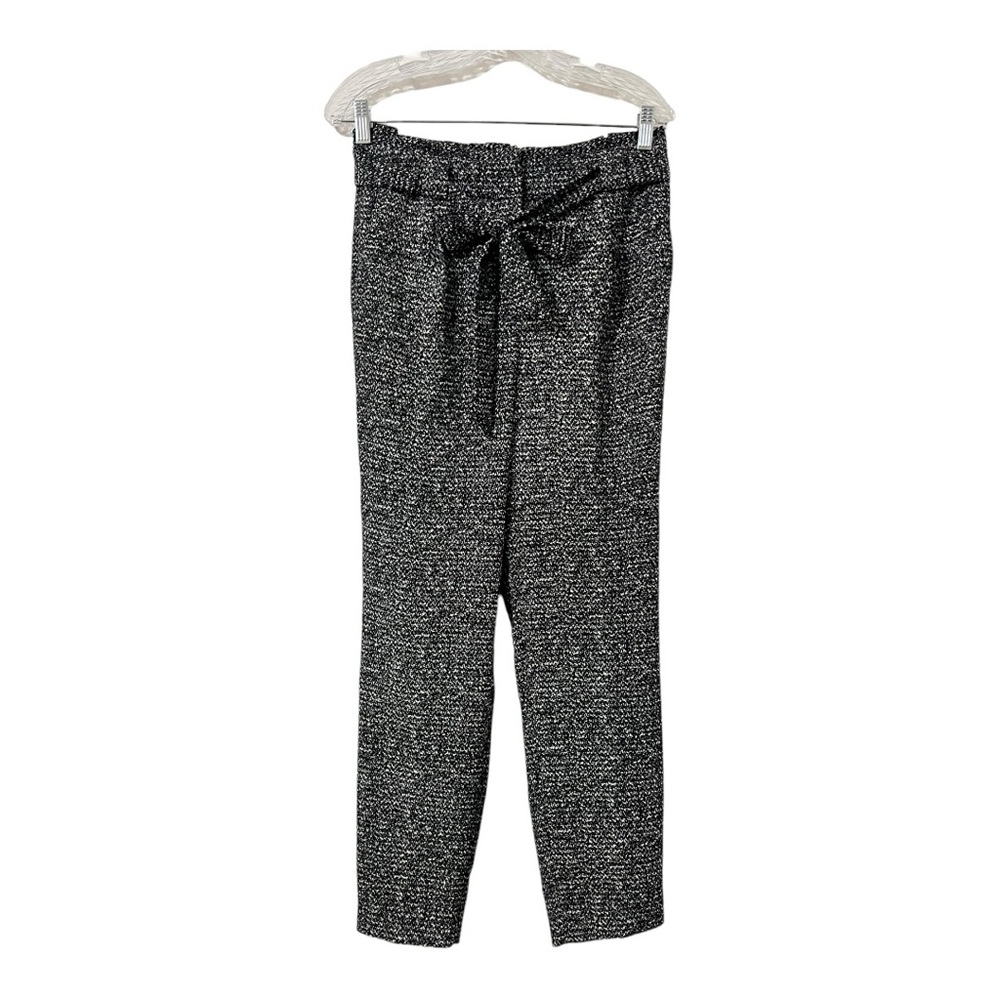 Express Ankle Pants. Size 4 NWOT. High Rise. Black and white pattern